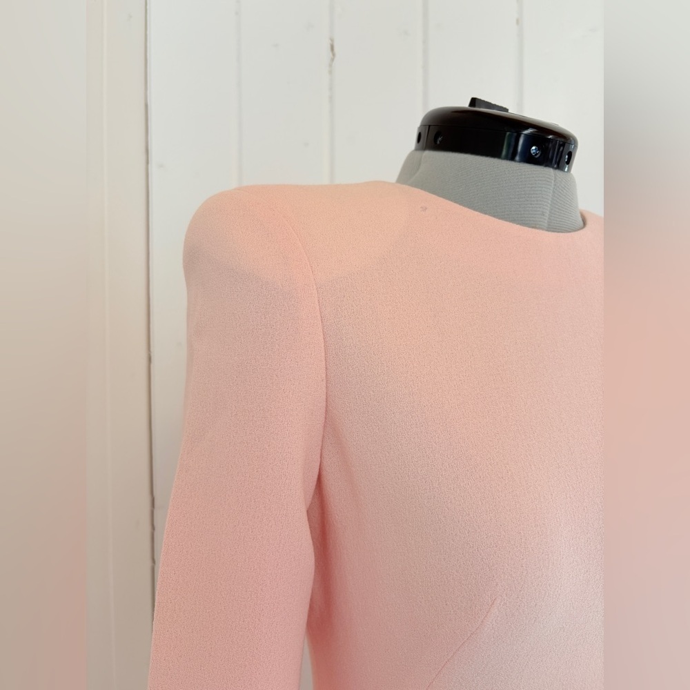 Alexander McQueen Pale Pink Structured Crepe Dress - Picture 3 of 16
